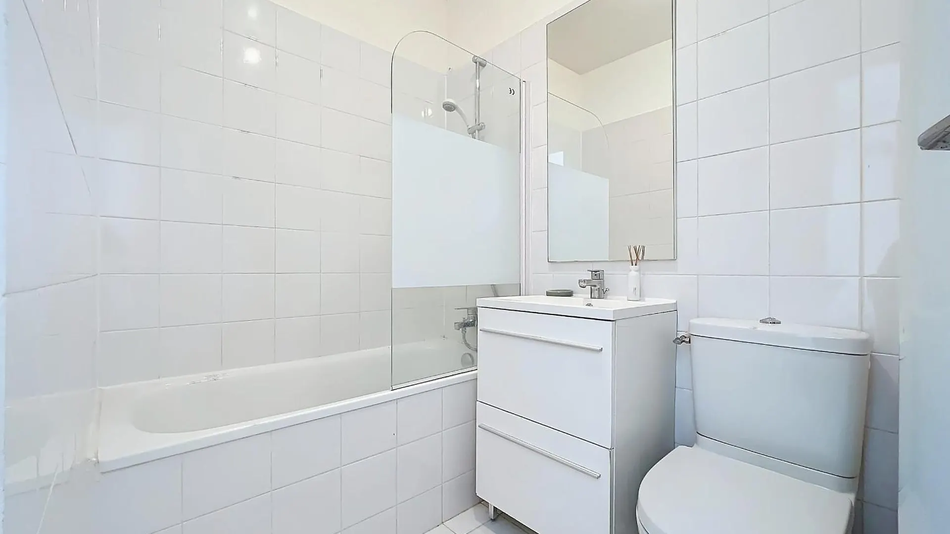 Apartment Cozy Studio In The Heart Of Oberkampf Paris